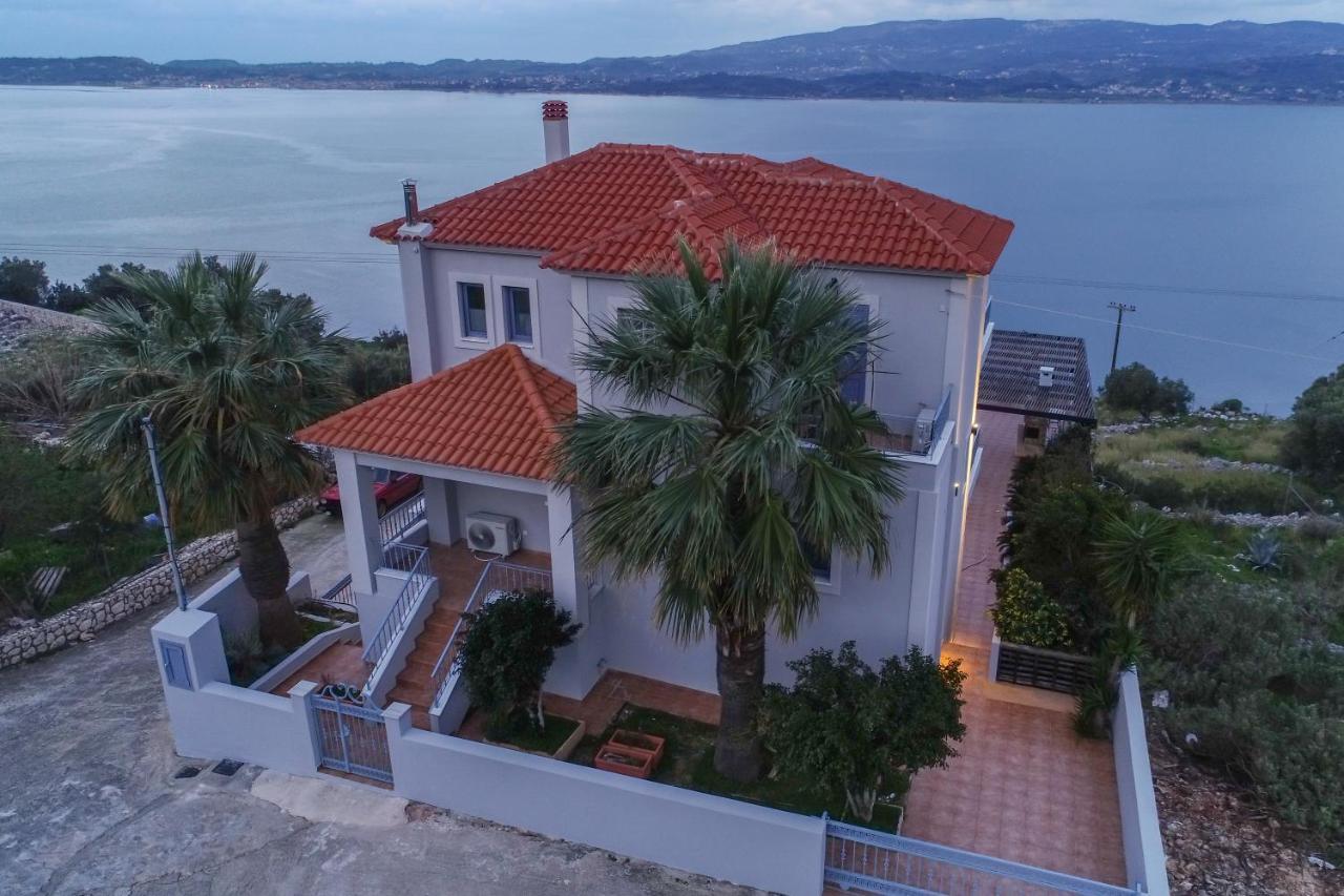 Erato - Private Pool *